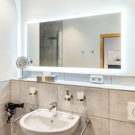 über Dem Pub Apartamento Michendorf